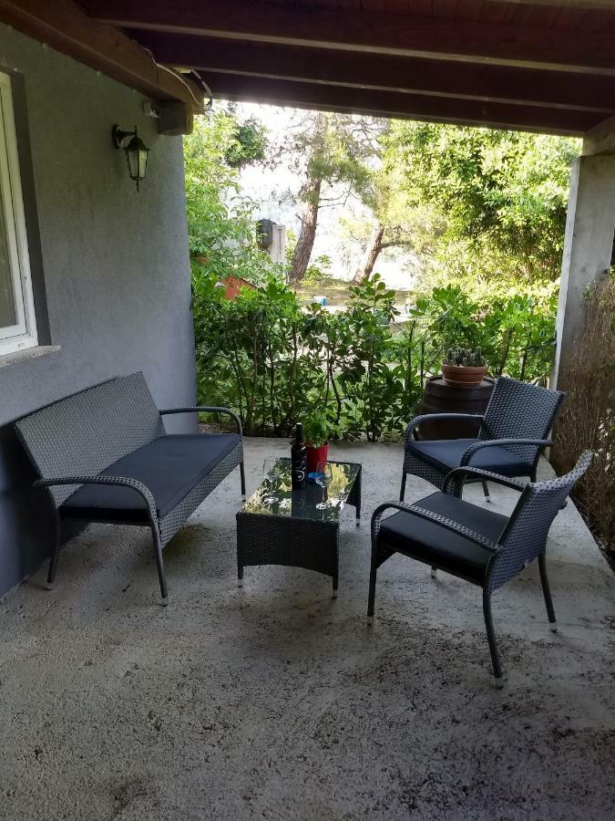 Apartman Tariba Supetarska Draga Exterior photo